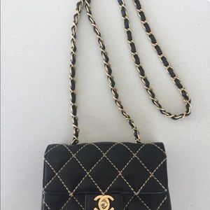 Chanel cross body purse